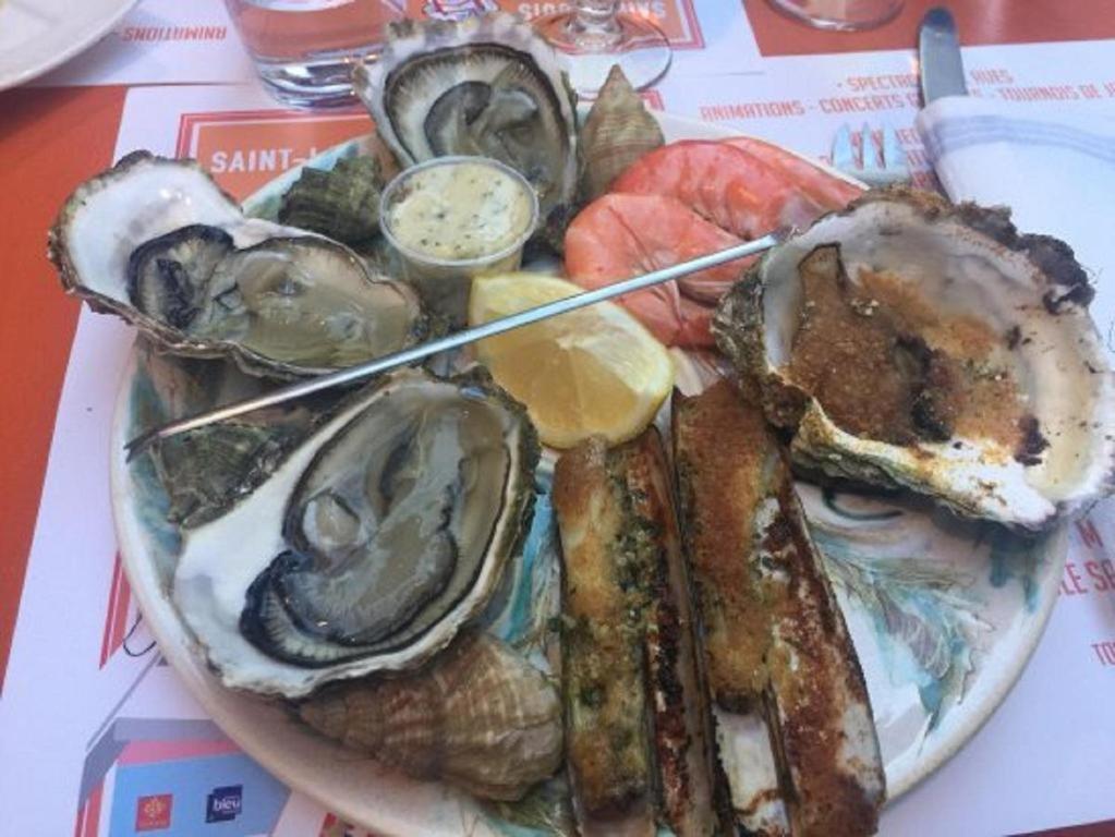 شقة Les Poissons سُت المظهر الخارجي الصورة